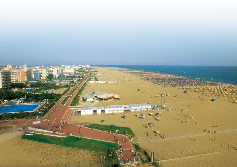 Appartamenti Sanian Bibione Exterior photo